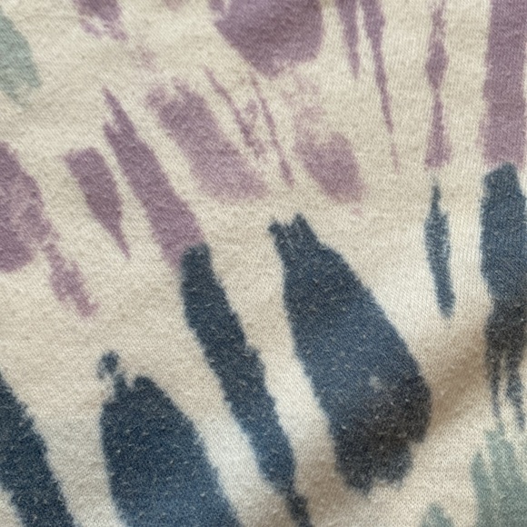 Iittle girls 7-8 target art class sweatshirt, NEW WITHOUT TAGS - Picture 3 of 6